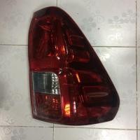 ราคา ไฟท้าย Toyota hilux REVO ของแท้ มือสอง ข้างขวา A1 ไฟถอยแดง (1481670392)