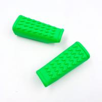 ราคา ที่ยึดเท้า ยางพักเท้าหน้าเวฟ ยางพักเท้าแต่งลายสามเหลี่ยม ยางพักเท้าแต่ง (24322578238)