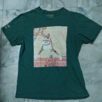 ราคา เสื้อยืดแขนสั้น แนวนักกีฬาบาสเกตบอล(NBA) Shawn Kemp×Michael Jordan×Sneaker Wazz แท้ มือสอง สภาพดี ของพร้อมส่งครับ (42455022171)
