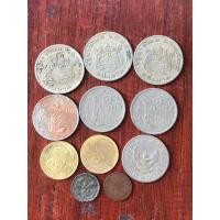 ราคา เหรียญกษาปณ์ 11 เหรียญ ขายรวมยกชุด พร่อมเหรียญหายาก 5 สตางค์ สมัย ร.8 พ.ศ. 2489 หลังพญาครุฑ (พระเศียรเล็ก) เนื้อดีบุก (29786367063)