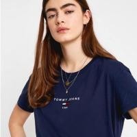 ราคา ❗️❤️Tommy jeans crop logo T-shirt authentic100% ส่งฟรี❗️ (2404467414)