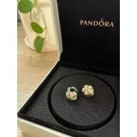 ราคา [มือสอง ของแท้100%] Pandora Flower charm ชาร์มใส่กำไลแพนโดร่าสีชมพู สภาพนางฟ้า พร้อมส่งต่อ (24132736988)