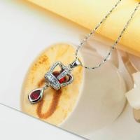 ราคา มงกุฎชุบทองคำขาวประดับเพชรสีแดง พร้อมสร้อยคอมงกุฎ พิเศษแบบพังก์ N11399.9 (27941307335)