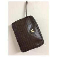 ราคา กระเป๋าถือคลัชแบรนด์หรู Vtg VALENTINO Made in ITALY (18769552496)