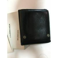 ราคา กระเป๋าเงิน balenciaga ของแท้!!! บาลองซีเอกา สภาพดี สวยสะอาด (20795018357)