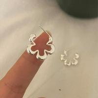 ราคา สร้อยข้อมือเงินชุบทองขาว สไตล์แฟชั่น พร้อมลายพิมพ์ดอกไม้ (42166787329)