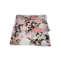 ราคา Salvatore Ferragamo Scarf silk Multi Women Flower pattern black Direct from Japan Secondhand (26654337544)