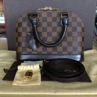 ราคา มือสอง Louis Vuitton Alma BB Damier 2015 ( อุปกรณ์ครบ) ถุงผ้า กุญแจ สาย การ์ด (29077509489)