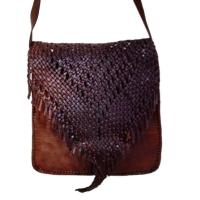 ราคา กระเป๋าหนังแท้ กระเป๋าหนังสาน สะพายครอสบอดี้ กระเป๋ามือสอง กระเป๋าสานผู้ชายผู้หญิง woven leather saddle bag yonvintage (24129951652)