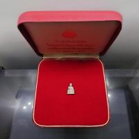 ราคา หลวงพ่อทวด เหยียบน้ำทะเลจืด เนื้อเงิน ที่ระลึกพิธีเปิดโรงแยกกาซธรรมชาติ ขนอม การปิโตเลี่ยมแห่งประเทศไทย จัดสร้าง ปี 2539 (25325683064)