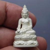 ราคา พระไพรีพินาศ เนื้อเงิน พิมพ์ใหญ่ 200 ปี พระจอมเกล้าฯ โครงการบูรณะฯ โบราณสถาน วัดมกุฏกษัตริยาราม ปี2547 พร้อมกล่อง (28536804585)