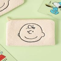 ราคา [Daiso Korea] กระเป๋านุ่มปัก Charlie Brown – กระเป๋าเครื่องสําอางและเครื่องเขียนอเนกประสงค์ (17.5x12ซม.) (41512084966)