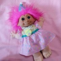 ราคา ตุ๊กตา Russ Lucky Troll Birthday มือสอง สภาพสวย สำหรับนักสะสม (3476630604)