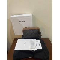 ราคา Celine clutch on clutch like new (13091172101)