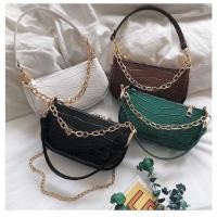 ราคา พร้อมส่ง กระเป๋าสะพายข้างทรงเกาหลีสายหนัง PU รุ่นขายดีมาก⚡️ มาพร้อมสายหนังและสายโซ่ คุ้มมากๆ (8294935223)