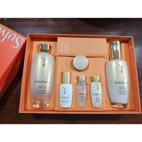 ราคา Sulwhasoo Essential Perfecting Daily Routine Water+Emulsion Set (42373320998)