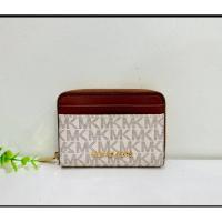 ราคา Michael Kors Jet Set Travel Medium Zip Around Leather Card Case (43066549920)