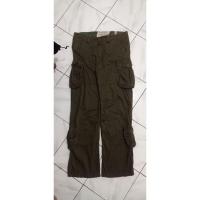 ราคา กางเกงคาร์โก้หลายกระเป๋า Green ARMY EZRA-FITCH ไซส์ 34-35 (27911862193)