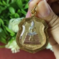 ราคา หลวงพ่อโสธร สร้างอุโบสถหลังใหม่ ปี 2538 เนื้อสามกษัตริย์ เลี่ยมทองไมครอน (28050114663)