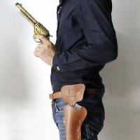 ราคา เซ็ตปืนคาวบอยของเล่น 4 ชิ้น (Toy Pistol and Holster Set) ด่วนมีส่งGrabค่า (40675659581)