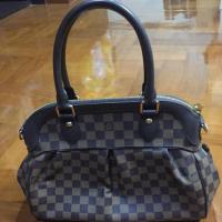 ราคา กระเป๋า Louis Vuitton Trevi PM Damier (1776845463)