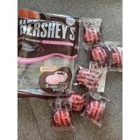 ราคา Daifuku Hershey มาแล้วค่ะโมจิหอมสตอเบอร์รี่ ใส้ช็อกโกแลตHershey’s จากญี่ปุ่น สั่งลงเรือมาเพิ่งถึง(เก็บได้อีก 1 เดือน) (14433298536)