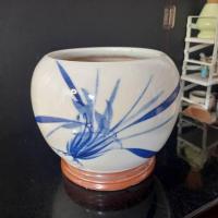 ราคา เตาปิ่งญี่ปุ่นโบราณ Hibachi stove, 火鉢 Japanese hand warmer, Blue & White Japanese winter (29714157923)