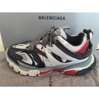 ราคา Balenciaga track sneaker x Farfetch (15779289796)