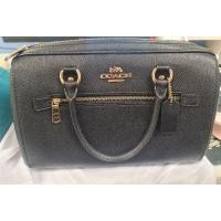 ราคา coach สีดำทรงหมอน แท้ 100% (23067998636)