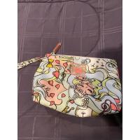 ราคา ส่งต่อกระเป๋าเครื่องสำอางkloset (23739291559)