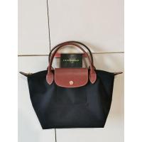ราคา Longchamp size s หูสั้นสีดำ❤️ used like new สภาพ 90% (13103395178)