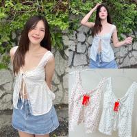 ราคา เสื้อสายเดี่ยวผ่าหน้าแถบแต่งลูกไม้ Cookies bear️ งานผ้านูนลายดอก ดีเทลติดกระดุมผูกหน้า งานผ่าด้านหน้าตัวยาว (18780276786)