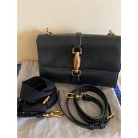 ราคา Charles & keith มือ2 ของแท้ (27807224788)