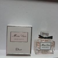 ราคา น้ำหอมจิ๋ว Miss Dior EDT 5ml. (3334512)