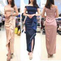 ราคา ชุดราตรีเปิดไหล่ ดีเทลระบายยาวผ่าหน้า เนื้อผ้าซาร่าเงาเกรดพรีเมี่ยม ใส่ออกงานเลี้ยง งานแต่ง งานต่างๆดูหรูหรา ไฮๆไปเลยจ้า (5203569200)