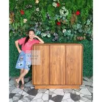 ราคา (ส่งฟรี)ตู้อเนกประสงค์ไม้สักทอง สไตล์มินิมอล ถ้าใส่รองเท้าจะใส่ได้ไม่ต่ำกว่า24คู่ โดนน้ำแล้วไม่บวม การใช้งาน20 ปีขึ้นไป (43812757983)