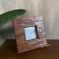 ราคา กรอบรูปไม้สัก 3x3นิ้ว ลายอิฐ (8152996014)