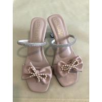 ราคา รองเท้าส้นสูง สีชมพู มือสอง สภาพดี✌✨ (22865134170)