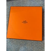 ราคา กล่องHermes แท้ ใส่เข็มขัด มีถุงผ้าเล็กด้านใน (23156496923)