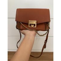 ราคา กระเป๋า Givenchy มือสอง (4689717767)