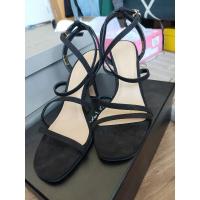 ราคา รองเท้าส้นสูง Charles & Keith (4149555187)