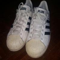 ราคา Adidas superstar ของแท้ รองเท้ามือสอง size 42 ยาว 26.5 (748170369)