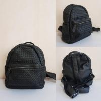 ราคา กระเป๋ามือสอง - Bottega เป้สานหนังแท้ สีดำ ขนาดกลาง (2243461047)