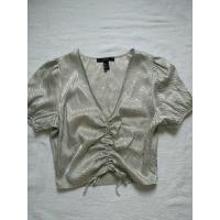 ราคา เสื้อครอปแขนตุ๊กตาดีไซส์รูดหน้า ผ้าลื่นเงาสวยหรู (23747485759)