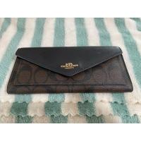 ราคา กระเป๋าสตางค์ใบยาว Coach แท้ 100% มือสองสภาพใหม่มาก (23858369129)