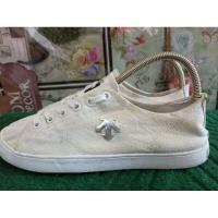 ราคา รองเท้าผ้าใบมือสอง Descente ไซส์ 42/27cm. (15298825832)
