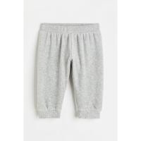 ราคา H&M(เอชแอนด์เอ็ม) กางเกงจ็อกเกอร์กำมะหยี่ Boy Velour joggers 1108846_4 (43500805009)