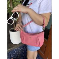 ราคา Mcm คลัชสะพายใหล่ มีสายยาวถอดได้ ใครได้ใบนี้คุ้มมาก ตำหนิมีรอยด้านหลัง (2782584194)