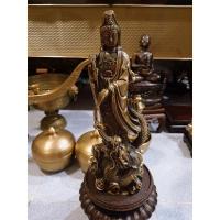 ราคา เจ้าแม่กวนอิมปางยืนประทับบัลลังก์มังกรเนื้อทองเหลือง (10838348998)
