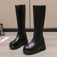 ราคา MVP⚡⚡ รองเท้าบูทผู้หญิงแฟชั่นเกาหลี พื้นหนา หนัง PU รองเท้าบูทสวยมาก รองเท้าบูท Martin สีดำ (23190528834)